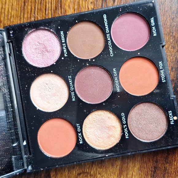 Morphe Black Eyeshadow Pallet ONLY - Picture 2 of 2